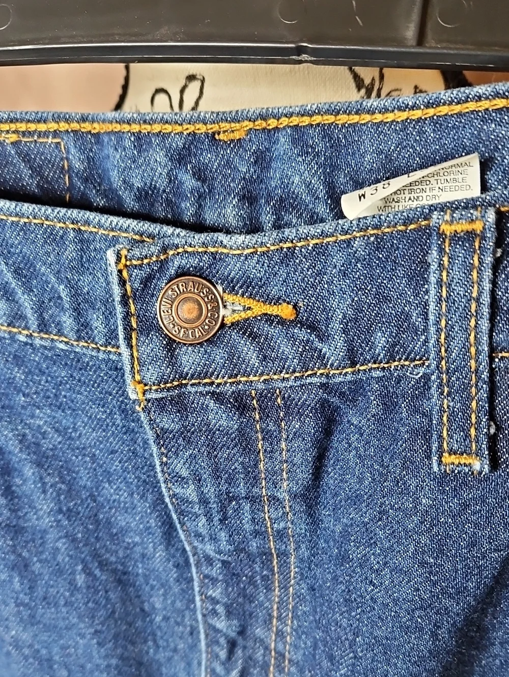 Levi's Men's Vintage 1996 505 Regular Straight Leg Jeans 38x32 Excellent cond.